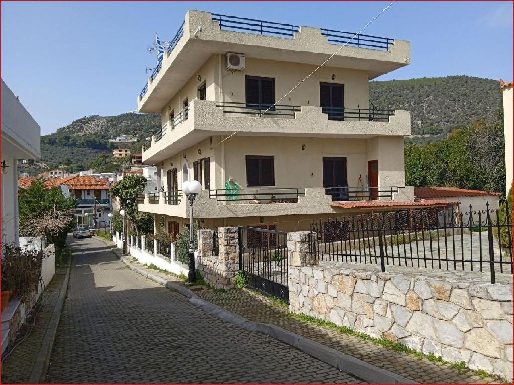 Apartment-Corinth-RA070638