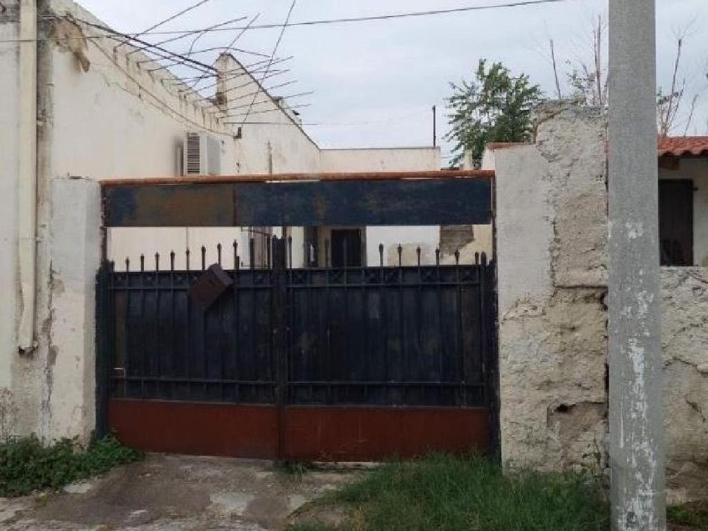Standalone Building-Western Athens-RA309155