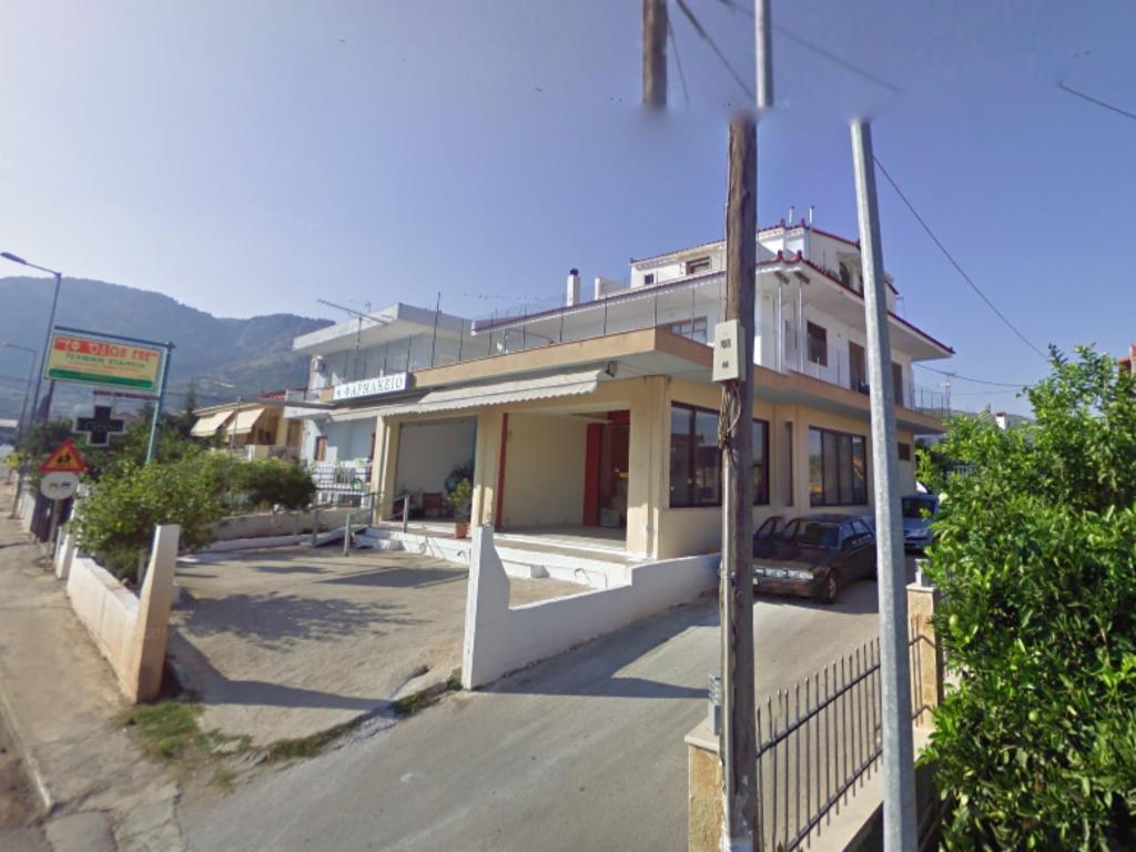 House-Corinth-RA120138
